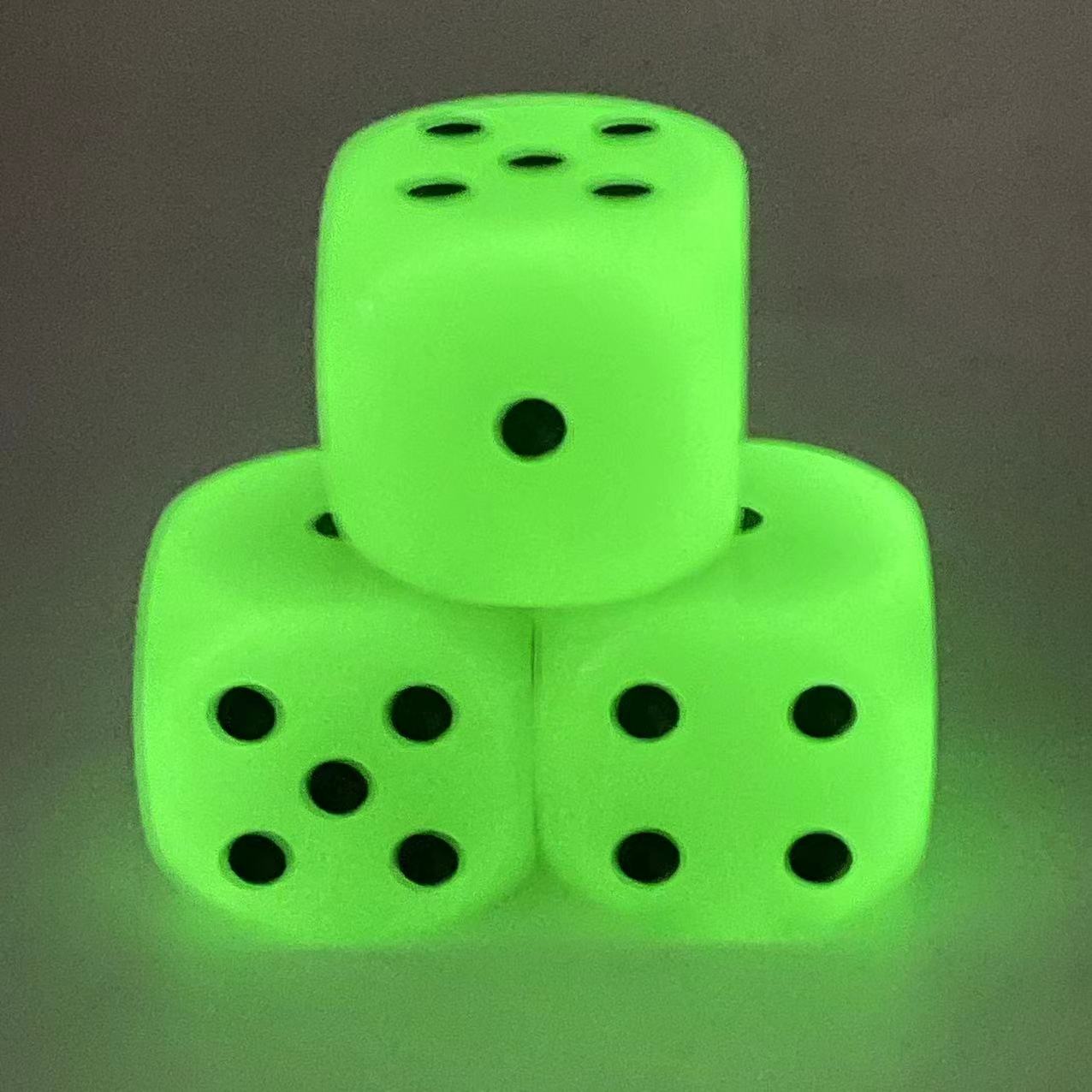 3-Pack 30mm D6  Glow in The Da - Board Game Yahtzee ulasan dan harga